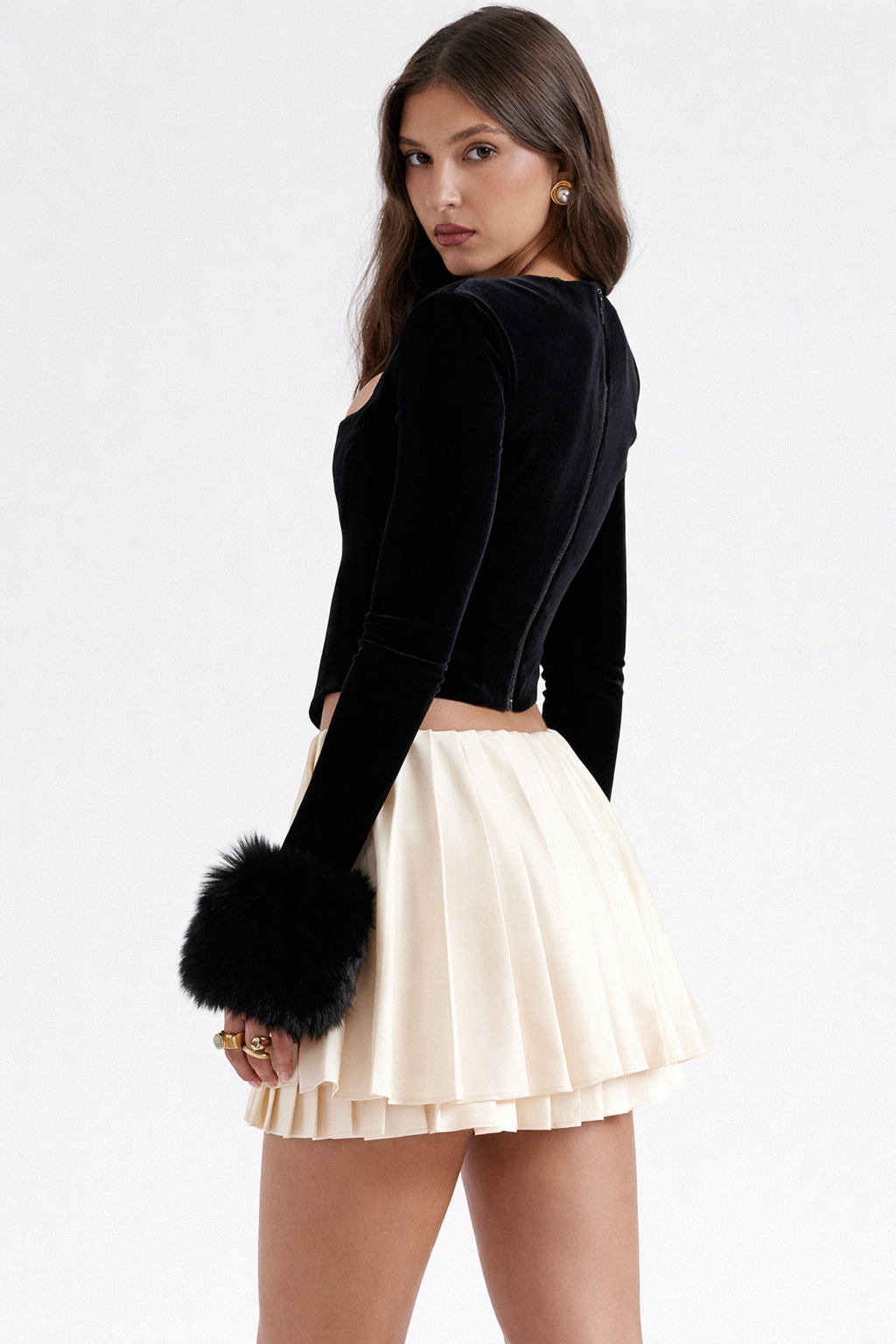 Selorina | Asymmetrisches Crop-Top mit eckigem Ausschnitt