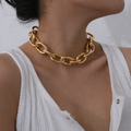 Selorina | Goldfarbene Kettenkette im Choker-Stil