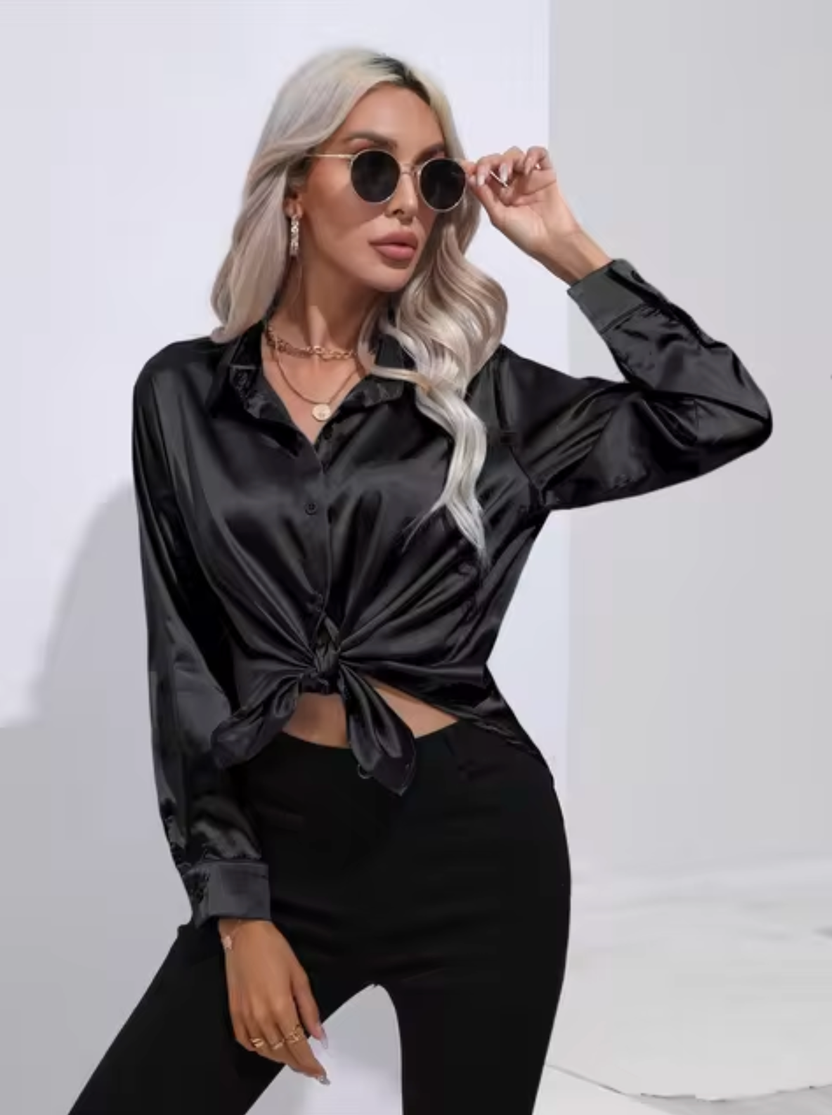 Doreen | Elegante Bluse aus Satin mit Charm