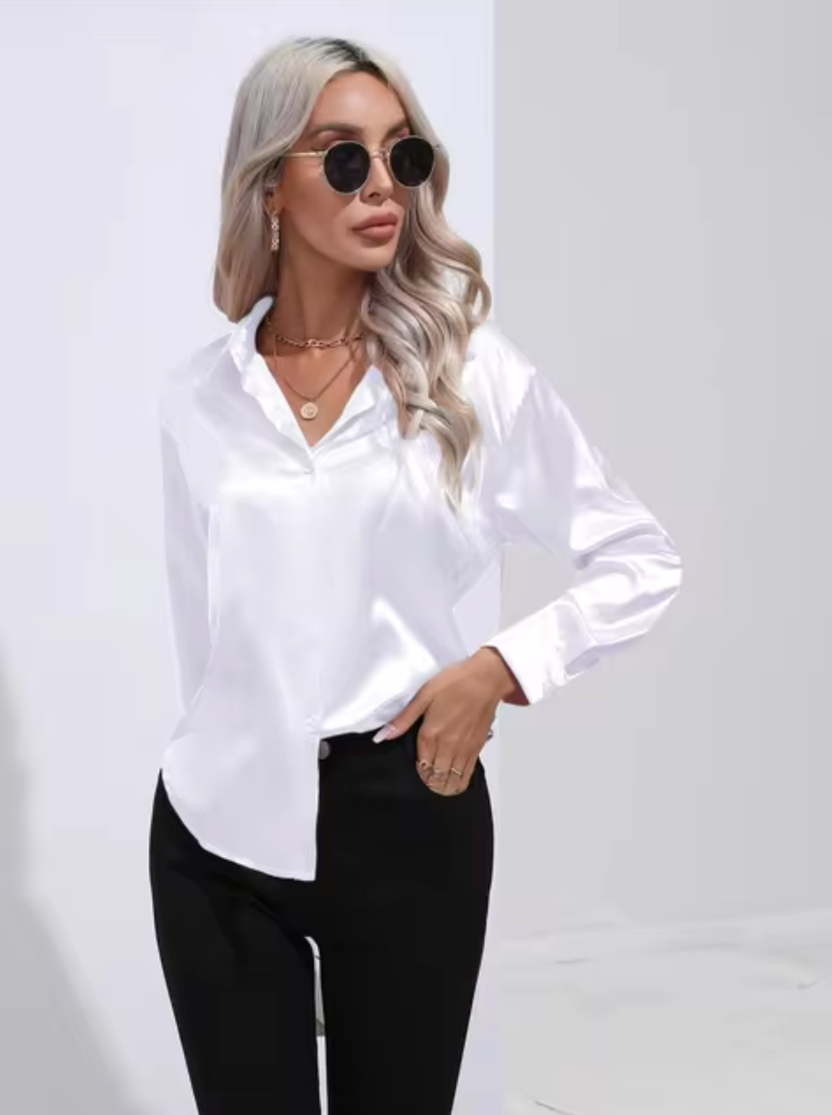Doreen | Elegante Bluse aus Satin mit Charm