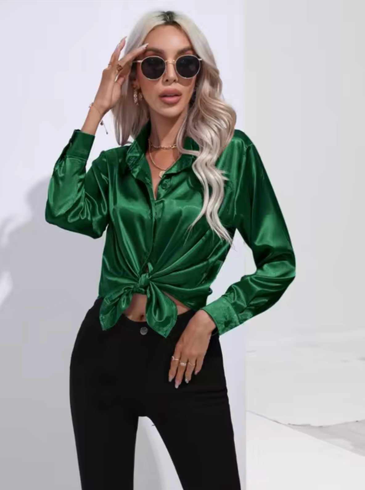 Doreen | Elegante Bluse aus Satin mit Charm