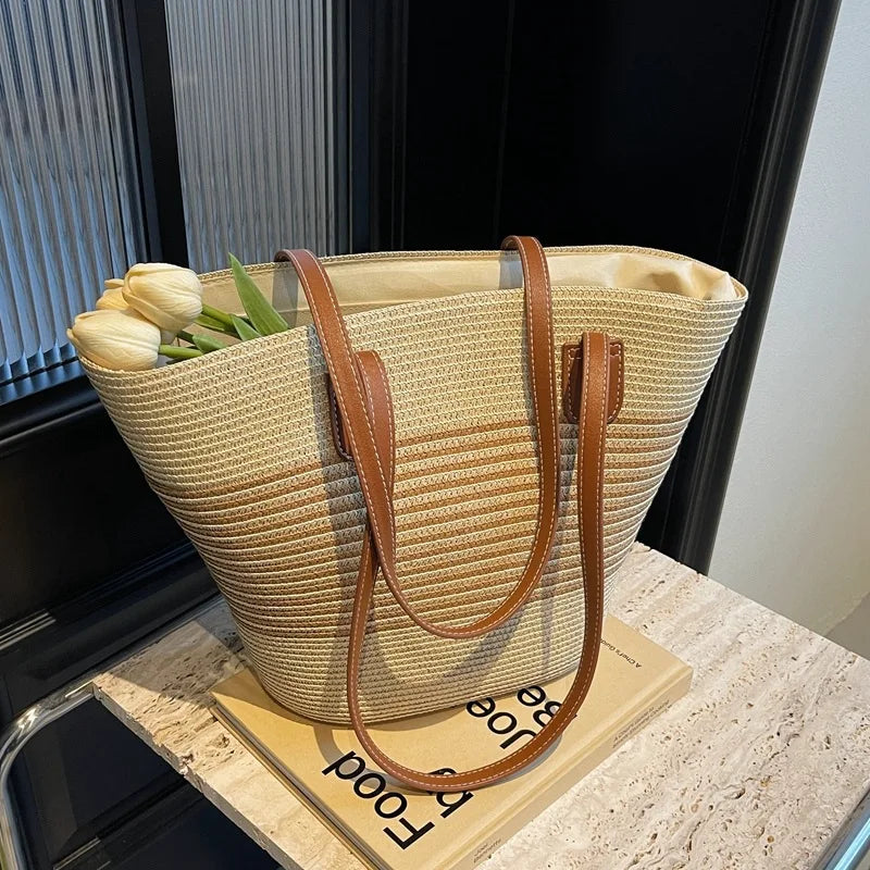 Alice | Geräumige und elegante Strohtasche für den Strand