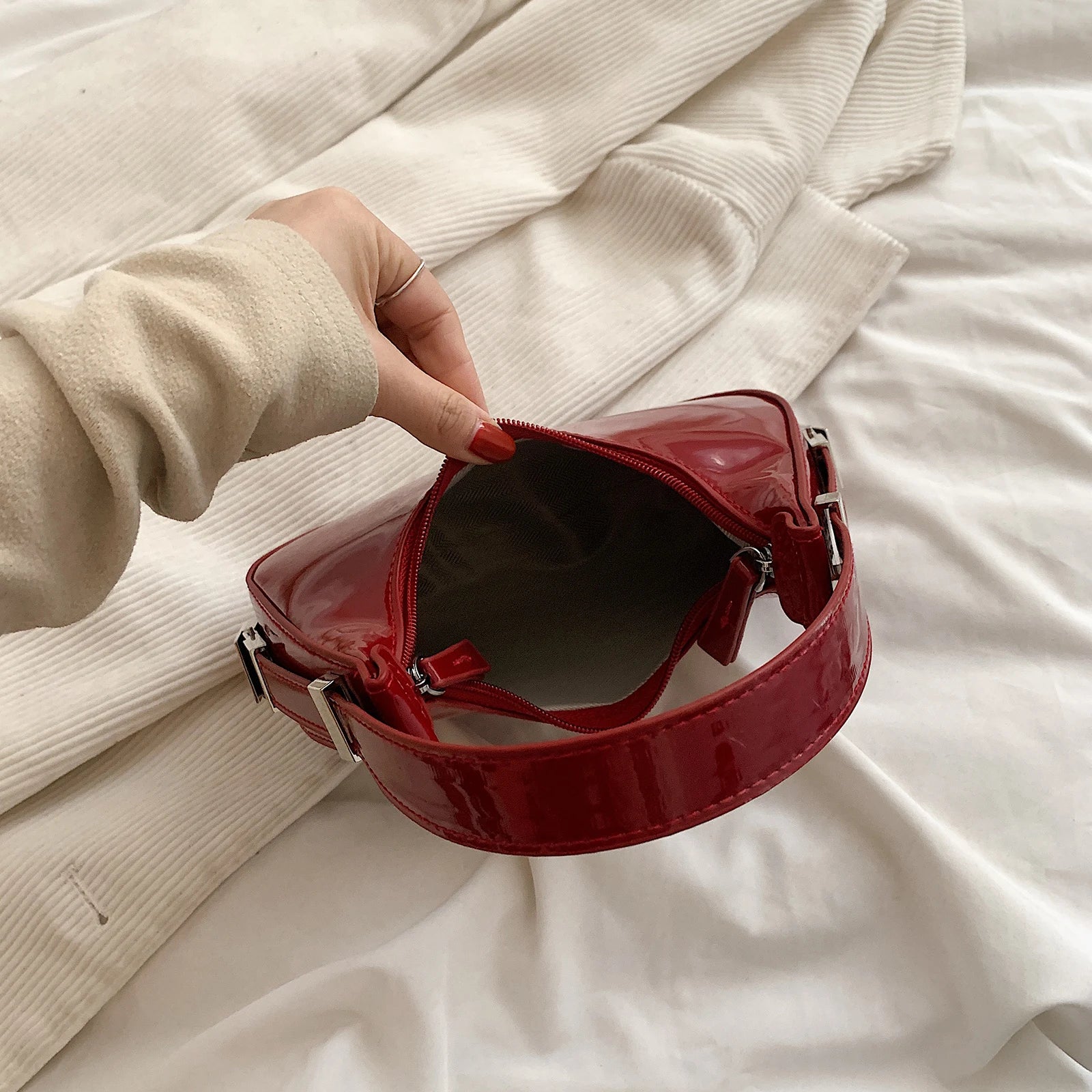Claudia | Vintage Damen Umhängetasche Geräumig