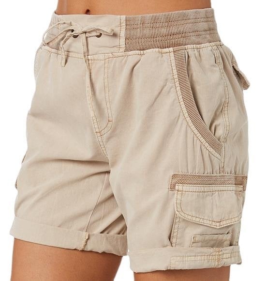 Fiorella | HOCHTALIGE SHORTS